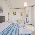 Lagoon View - 12 Min To The Train Station Apartment *