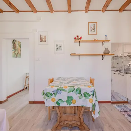 شقة Lagoon View - 12 Min To The Train Station