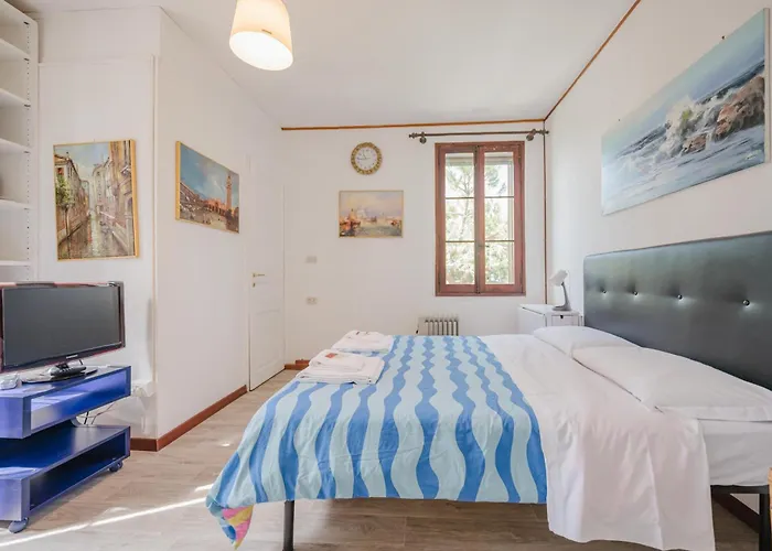 Lagoon View - 12 Min To The Train Station البندقية