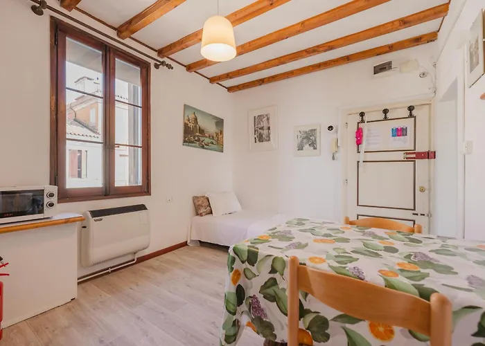 شقة Lagoon View - 12 Min To The Train Station *